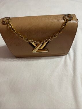 Louis Vuitton Tan Epi Leather Capucines Chain Shoulder Bag